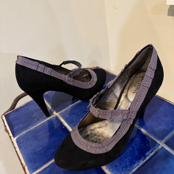 Boden Black Suede 4" Heels / Vtg. 40's Look Pumps w/ Grey Ribbon Trim sz 8 - Picture 7 of 10
